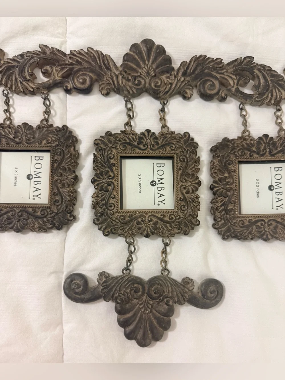 VTG Bombay Company Ornate Triple wall hanging Picture Frame
